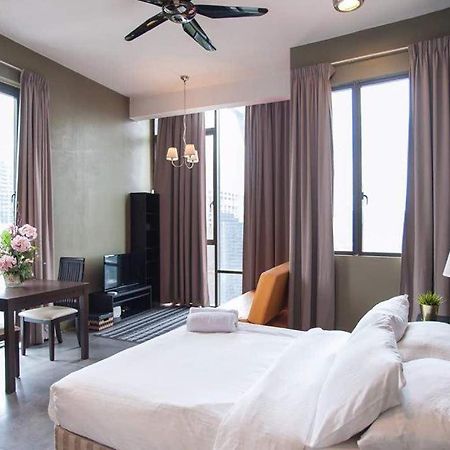 شقة Empihaus 001 Empire Damansara بيتالينغ جايا المظهر الخارجي الصورة